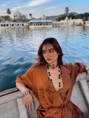 Mrinmoyee Ghosh Instagram - My 2025 in looks ✨✨✨ I didn’t realise how much fun I really had with styling, colour and loads of DIY as usual! Here’s to still keeping fashion fun in 2026 🥂

Looking back at this, I can’t decide which is more me? What do you think?
