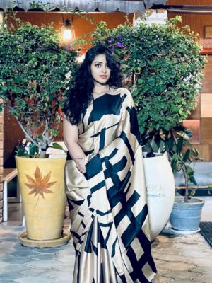 NAKSHATRA TRINAYANI Instagram - சில வேடங்களுக்கு அறிவிப்பு தேவையில்லை.
Some roles don’t need an announcement.

@nakshatratrinayani 
#picoftheday #photooftheday #love #selflove #happy #instagram #instgood #photography #beautiful #nature
#nakshatra #tamil #telugu #lifestyle