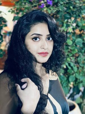 NAKSHATRA TRINAYANI Instagram - சில வேடங்களுக்கு அறிவிப்பு தேவையில்லை.
Some roles don’t need an announcement.

@nakshatratrinayani 
#picoftheday #photooftheday #love #selflove #happy #instagram #instgood #photography #beautiful #nature
#nakshatra #tamil #telugu #lifestyle