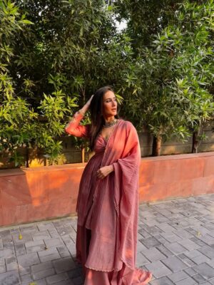 Namita Dubey Instagram - Still reeling from the most pious wedding of my closest friends 🤍🦢🤍
@sukkarannvats @himaadrri029 

Outfit gifted by @_ira_india 💌