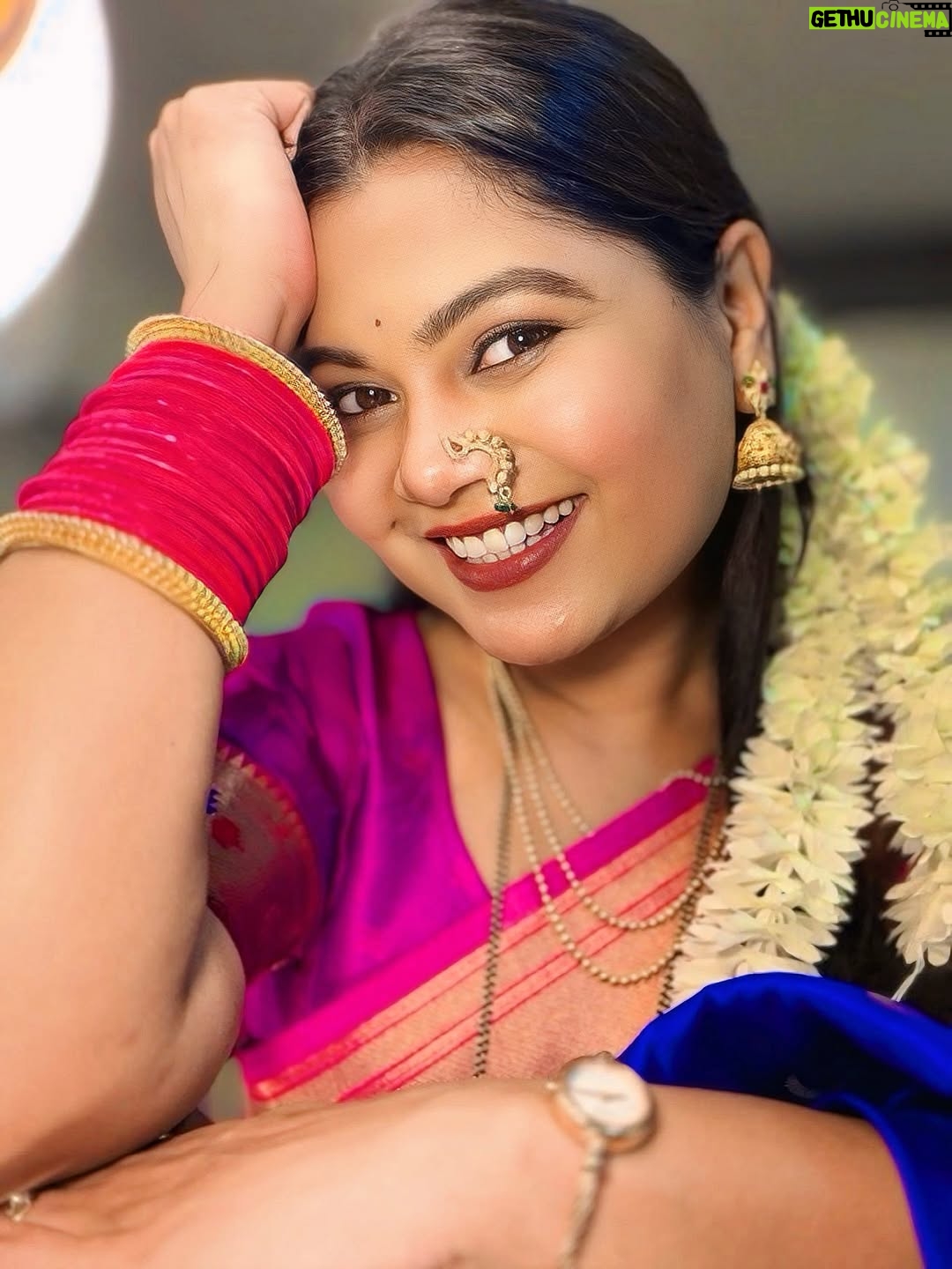 Namrata Sambherao - 3.3K Likes - 🌼🌼🌼

Pc: by myself ☺️
#saree #love #tradition #actress #instagram