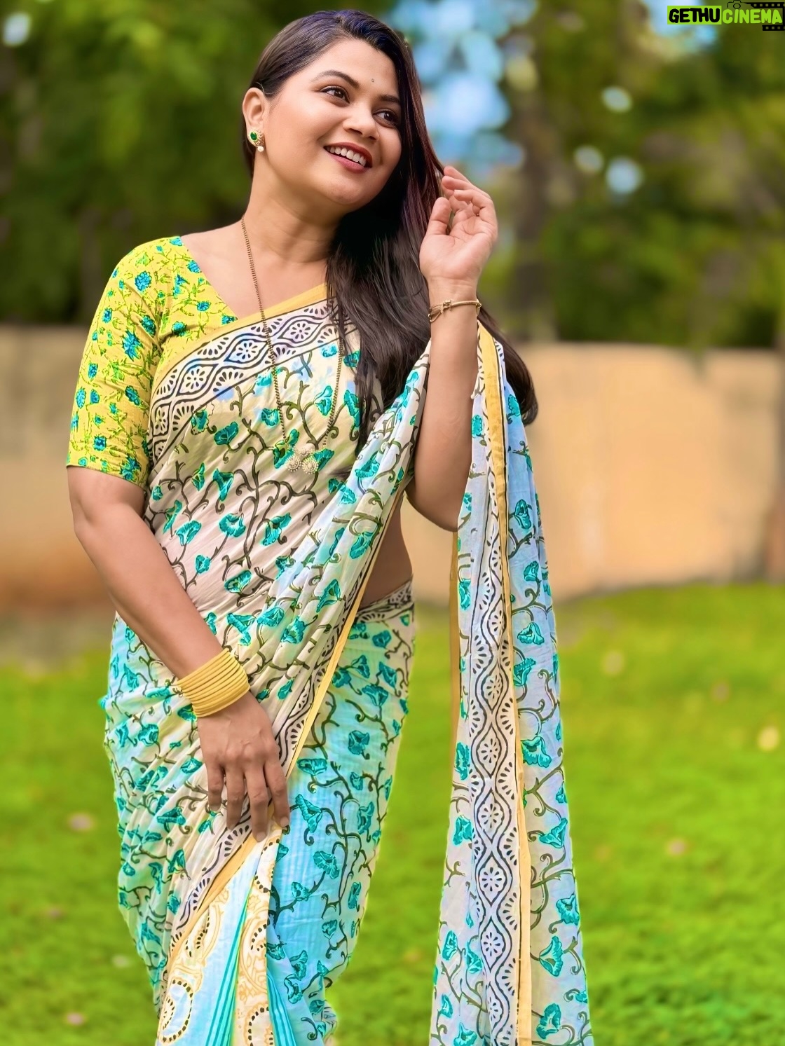 Namrata Sambherao - 3.4K Likes - जरा जरा हे मन खुळावते 🌼💚
Saree by: @our_chhabi 

Pc: @bhakteedesai 🤩
@aanandijoshi 💖 you are blessed love you for this song 😘

#instagram #photo #actress #love #saree