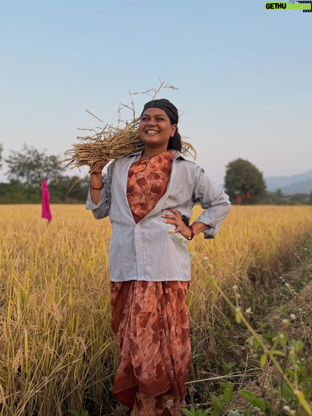 Namrata Sambherao - 4.5K Likes - 🌼🌼🌼

Make up @saurabh_kapade 
Costume @anuttama_nayakavdi 

#village #life #adfilm #tradition actres