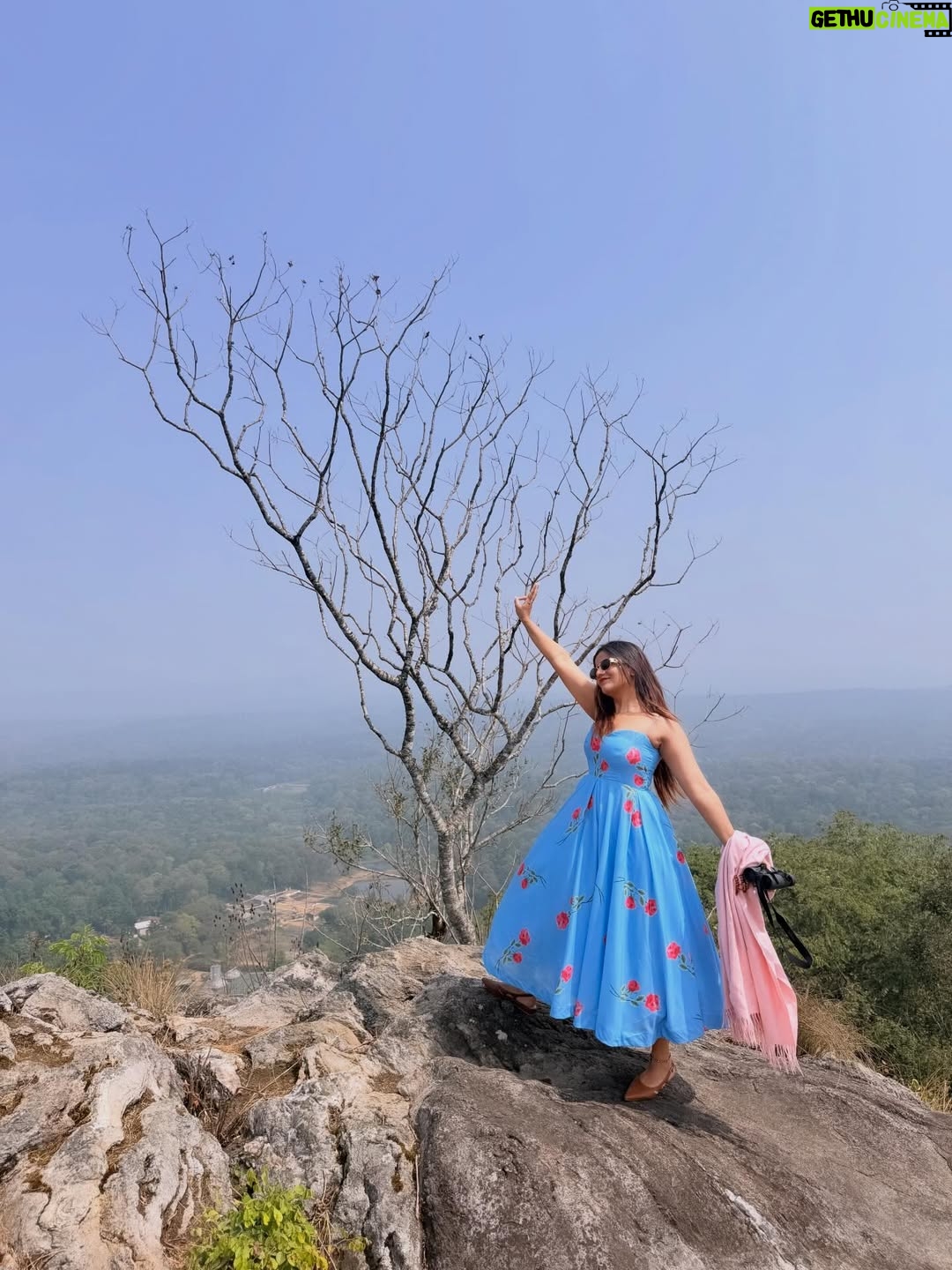 Namratha Gowda - 106.7K Likes - Mood: Needed some out of town air. 🦋

@evolvebackcoorg 

Dress: @co_indira