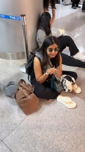 Namratha Gowda Instagram - Does the process know that we are trusting it? 😳