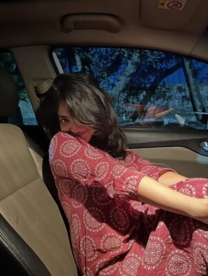 Nandana Varma Instagram - ‘Thumbipenney’ kinda day ❤️✨