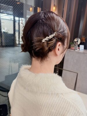 Natsumi Takagi Instagram - 今回のヘアアレンジは、
@hase_short さんにお願いしました💛💛
カット、カラーも天才だけど、ヘアアレンジも天才すぎる😭
急遽だったのに素敵なアレンジありがとうございました✨