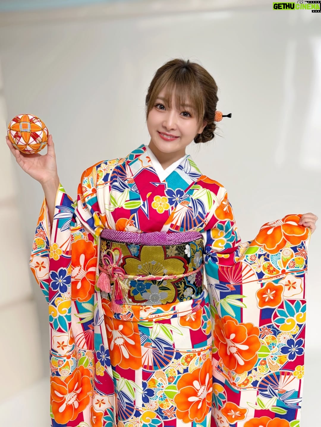 Natsumi Takagi - 9.7K Likes - やっぽーい2026🐴🎍👌

明けましておめでとうございます！
素敵な一年になりますように。

#happynewyear2026