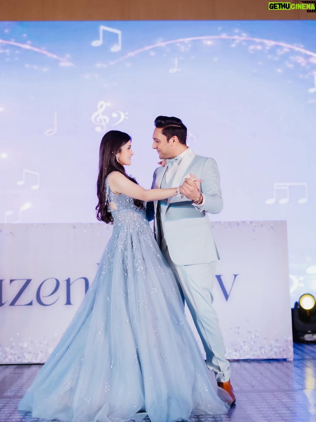 Navika Kotia - 92.1K Likes - Officially in our Fiancée Era! 💍♥️

{engaged, enagement ceremony, fiance, love, wedding, couple, celebration, marriage, 2026weddings}