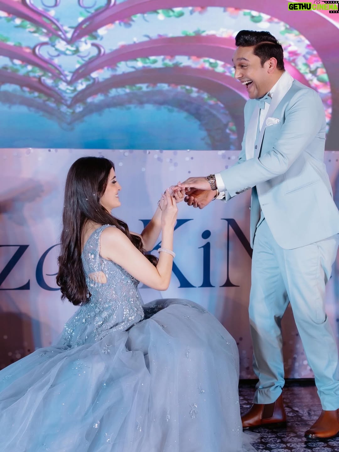Navika Kotia - 92.1K Likes - Officially in our Fiancée Era! 💍♥️

{engaged, enagement ceremony, fiance, love, wedding, couple, celebration, marriage, 2026weddings}