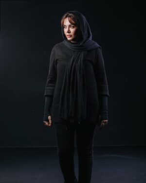 Neda Ghasemi Instagram - Don’t let me go in this darkness.