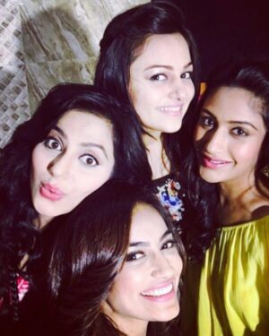 Nehalaxmi Iyer Instagram - #2016rewind — a year that didn’t just pass by, it defined me ✨
Most of my life back then revolved around shooting for Ishqbaaz 🎬 — early call times, endless scenes, emotional arcs, laughter between takes and memories that still feel so alive. That show wasn’t just work, it was home, and the journey of being part of such an iconic Indian television show changed me forever.

A huge part of that phase was @officialsurbhic 🤍
We didn’t just share screen space, we shared a room, routines, conversations, dreams, real-life lessons and being each other’s strength on exhausting days — that bond was pure, real and unforgettable. Some friendships are made on sets, but only a few turn into lifelong chapters.

2016 was also about travel, fun, exploration and living in the moment ✈️
Quick getaways between shoots, stolen breaks, candid selfies, snapchat filters, mirror selfies, and that beautiful feeling of being young, ambitious and fully present. It was the year of creating memories while chasing dreams.

And then came a milestone birthday celebration 🎉 — surrounded by love, gratitude and the people who mattered the most. No matter how busy life got, family remained my constant, my grounding force, my safe space. Their presence made every success sweeter and every tough day easier.

Looking back, 2016 was magic —
✨ Ishqbaaz
✨ growth
✨ friendships
✨ family
✨ travel
✨ memories that still make me smile

Forever grateful for that era, that energy and that version of me 🤍

#Ishqbaaz #surbhichandna #surbhijyoti 
#actor