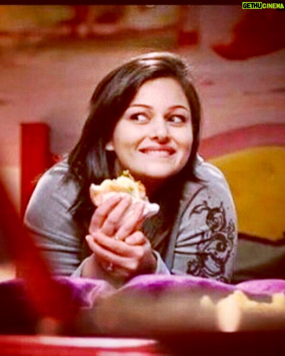 Nehalaxmi Iyer - 51.7K Likes - #2016rewind — a year that didn’t just pass by, it defined me ✨
Most of my life back then revolved around shooting for Ishqbaaz 🎬 — early call times, endless scenes, emotional arcs, laughter between takes and memories that still feel so alive. That show wasn’t just work, it was home, and the journey of being part of such an iconic Indian television show changed me forever.

A huge part of that phase was @officialsurbhic 🤍
We didn’t just share screen space, we shared a room, routines, conversations, dreams, real-life lessons and being each other’s strength on exhausting days — that bond was pure, real and unforgettable. Some friendships are made on sets, but only a few turn into lifelong chapters.

2016 was also about travel, fun, exploration and living in the moment ✈️
Quick getaways between shoots, stolen breaks, candid selfies, snapchat filters, mirror selfies, and that beautiful feeling of being young, ambitious and fully present. It was the year of creating memories while chasing dreams.

And then came a milestone birthday celebration 🎉 — surrounded by love, gratitude and the people who mattered the most. No matter how busy life got, family remained my constant, my grounding force, my safe space. Their presence made every success sweeter and every tough day easier.

Looking back, 2016 was magic —
✨ Ishqbaaz
✨ growth
✨ friendships
✨ family
✨ travel
✨ memories that still make me smile

Forever grateful for that era, that energy and that version of me 🤍

#Ishqbaaz #surbhichandna #surbhijyoti 
#actor