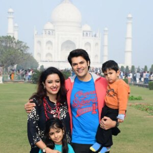 Nisha Krishnan Instagram - Collecting moments, not things, in 2026. 📸 

Wishing you a year of love and adventure from one of the most beautiful places on Earth🕌 ♥️ Let’s make this year our most balanced one yet! 🥂
✨Happy New Year from our family to yours! ✨