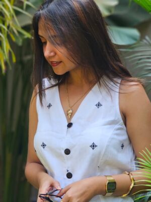 Nisha Ravikrishnan Instagram - ಹೇಳಲಾಗದು!! 🤫🫣
Pc : sakhi 😘 @anvithasagar

📍@edenembercastle

#nimmanisharkn