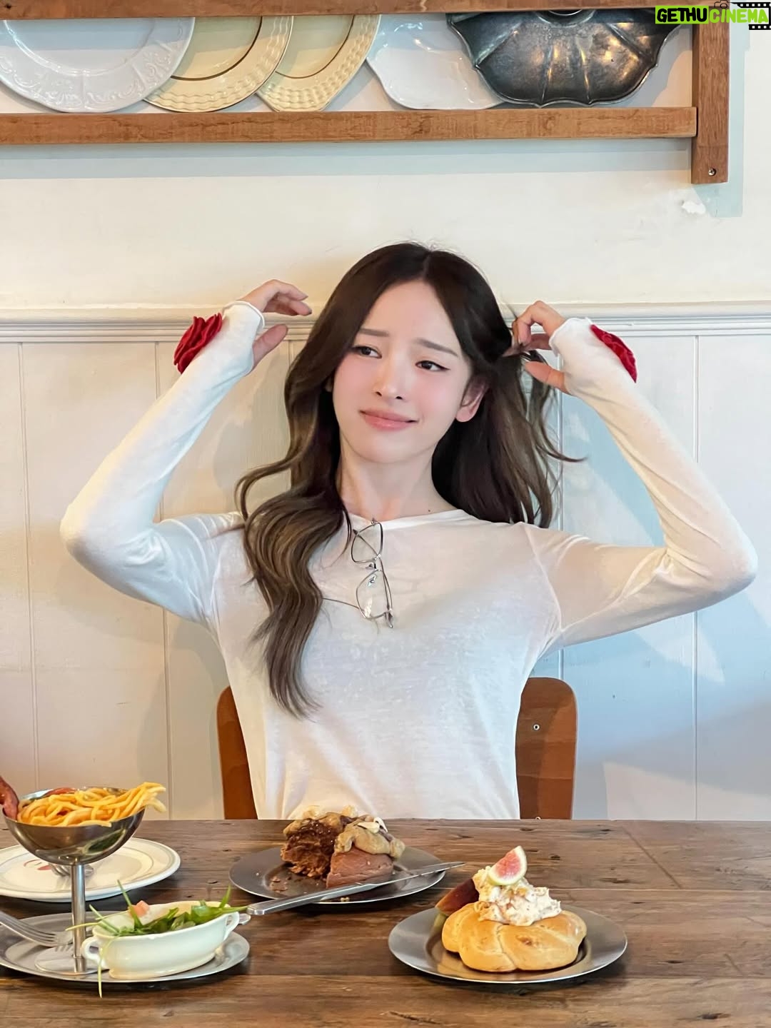 Nuttanicha Dungwattanawanich - 98.9K Likes - หิวจะบู้

#paloystudio @paloystudio