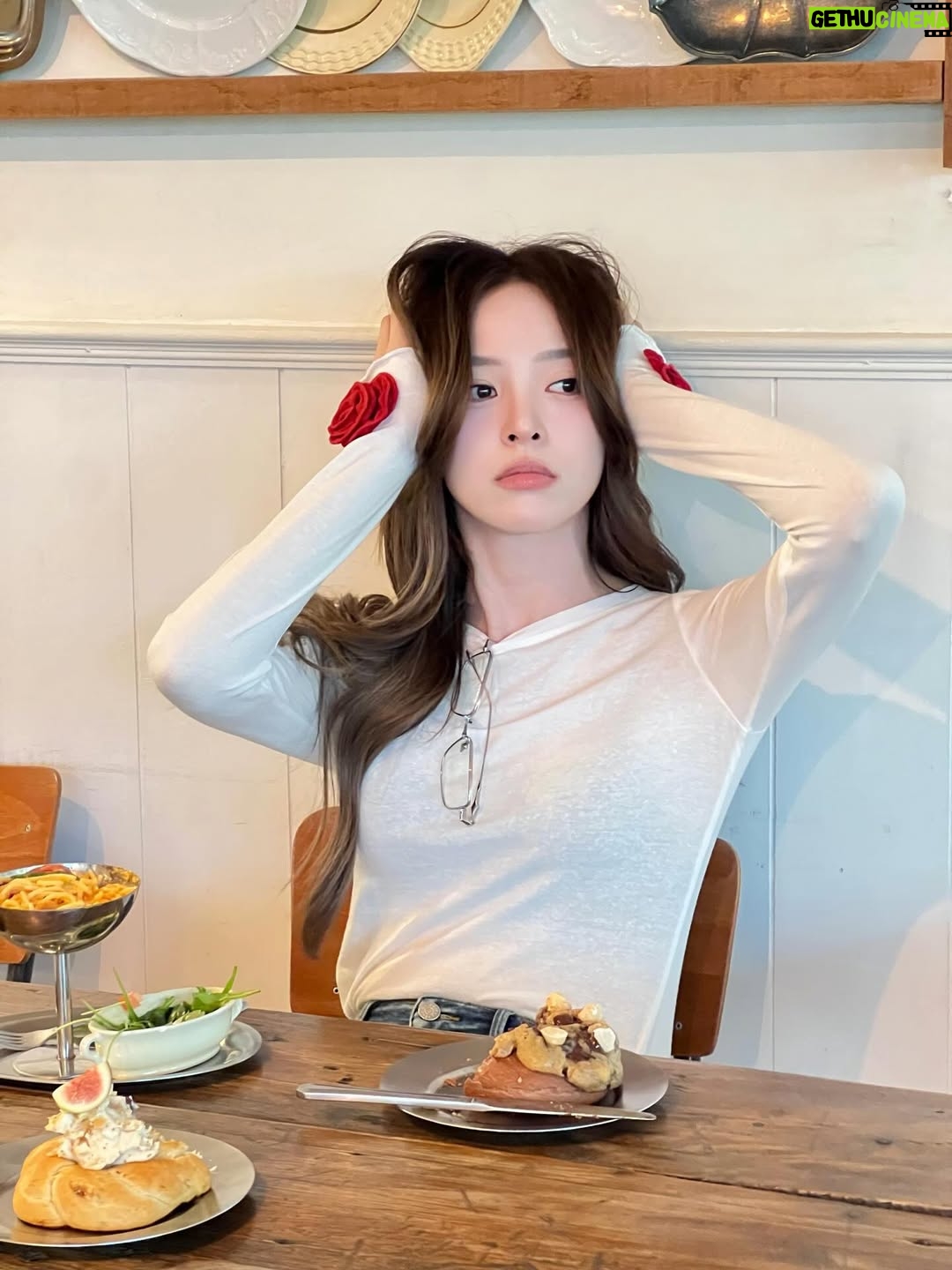 Nuttanicha Dungwattanawanich - 98.9K Likes - หิวจะบู้

#paloystudio @paloystudio
