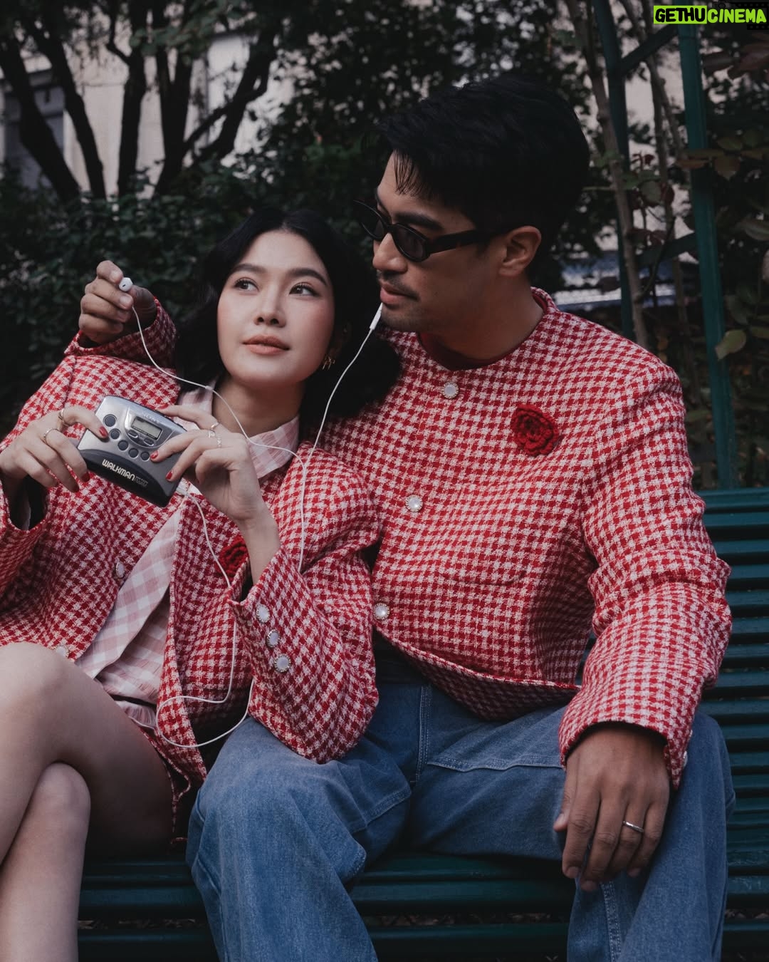 Oranicha Krinchai - 7.1K Likes - Preview Couple Looks for Valentine’s 🩷 ต้อนรับเทศกาลแห่งความรักกับ JASPAL THE EDIT x PROUD & TAN ‘Sharing Is Caring’ คอลเลกชันพิเศษร่วมกับสไตล์ไอคอนคู่รัก พราว–อรณิชา @proud_olives และ แทน–ลิปตพัลลภ @tanlipta อินสไปร์จากไลฟ์สไตล์แบบปารีเซียงสู่ไอเทมดีไซน์ร่วมสมัย ตอบโจทย์เทศกาลวาเลนไทน์นี้ได้เป็นอย่างดี

📌 วางจำหน่าย 6 ก.พ. 69 ที่ร้าน JASPAL ทุกสาขาและออนไลน์
✨ สมาชิก JPS X ช้อปก่อนใคร วันที่ 5 ก.พ. 69
✨ สมาชิก JPS Club รับคะแนน X2 ระหว่างวันที่ 5–11 ก.พ. 69

*T&C apply

#Jaspal #JaspalOfficial #JaspalxProudTan