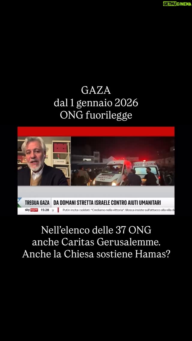 Paola Turci - 11K Likes - Dal 1° gennaio 2026, 37 ONG internazionali tra cui Caritas Gerusalemme, ossia la Chiesa, vengono spinte dal Governo di Israele fuori legge. Fuori da Gaza. È un fatto gravissimo.

Significa meno cure, meno cibo, meno acqua, meno protezione per una popolazione già allo stremo.
Significa colpire chi prova a tenere in vita la vita che resta: bambini, donne incinte, feriti, malati cronici.

La delegittimazione delle ONG non è un dettaglio burocratico.
È una strategia politica: restringere lo spazio umanitario fino a renderlo impraticabile. Trasformare chi cura, nutre, protegge in un sospetto. Equiparare l’azione umanitaria a una minaccia.

Chi lavora a Gaza sa cosa vuol dire: ospedali senza farmaci, reparti pediatrici pieni di bambini e vuoti di possibilità di cura, famiglie costrette a scegliere chi può essere curato e chi no.

Questa è una volontà esplicita di distruzione di un popolo.
E non si può restare a guardare.

Dal 1° gennaio 2026 il piano è ancora più chiaro: non solo bombe e assedi, ma assenza di aiuti.
Una morte lenta. Amministrativa. Silenziosa.

Il silenzio della comunità internazionale e della politica equivale a sparare sulle persone.
Perché quando si restringe l’accesso umanitario, si decide chi è sacrificabile.
Chi ha valore. E chi no.

@soleterre_it continua a lavorare con i partner locali grazie a donazioni private e ad una rete di sostegno partecipata da @everychildismychildets @foglietta.anna @paolaturci @didocart @lastefiandreoli 

Portiamo cibo. Abbiamo aggiunto tende e beni di prima necessità.
Se è in gioco la vita, noi mettiamo in gioco la nostra.

Perché davanti ai mostri non si scappa.
Ci si confronta. Con tutto quello che abbiamo.

Avanti.
Alziamo il livello degli aiuti. Facciamo sentire la nostra voce. Proteggiamo le ONG e la libertà. Io ho provato a dirlo a @skytg24.

Si dona in www.soleterre.org o in link in bio e storie. Per informazioni scrivetemi in privato.

#gaza #ong #2026