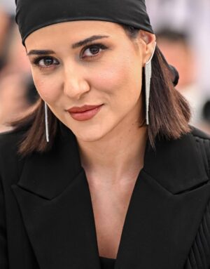 Parinaz Izadyar Instagram - Cannes film festival 2025, Photocall
Woman and Child 
Saeed Roustaee

Outfit by @ghazalrajabian 
Jewelry by @hassanzadeh_jewelry 
MakeUp by @maryamraoof_official