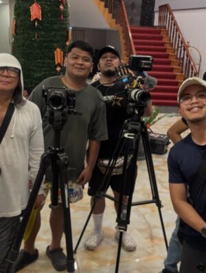 Patricia Javier Instagram - Behind the scenes of the movie “Ora’s De Peridgo “ Directed by @direkneal actors @jaymanalo , BembolRocco and Patricia Javier HMUP @mjildefonso wedding gown designer @bonaobracouture location @bluehotelporac