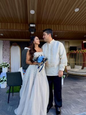 Patricia Javier Instagram - Behind the scenes of the movie “Ora’s De Peridgo “ Directed by @direkneal actors @jaymanalo , BembolRocco and Patricia Javier HMUP @mjildefonso wedding gown designer @bonaobracouture location @bluehotelporac
