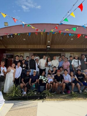 Patricia Javier Instagram - Behind the scenes of the movie “Ora’s De Peridgo “ Directed by @direkneal actors @jaymanalo , BembolRocco and Patricia Javier HMUP @mjildefonso wedding gown designer @bonaobracouture location @bluehotelporac
