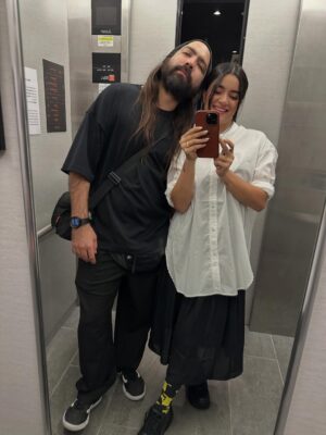 Paulina Gaitán Instagram - Hoy es cumpleaños de mi persona favorita🎂🎂…mi esposo, amigo, confidente, compañero, mi vida entera…mi @cachephoto 🥰🥰🥰
No imagino la vida sin ti amor ❤️
Eres el regalo más bello que la vida me pudo dar
Gracias por todo lo que eres y lo que nos das
Siempre voy a estar para amarte y cuidarte ✨✨✨✨
Te amo para siempre 🥹