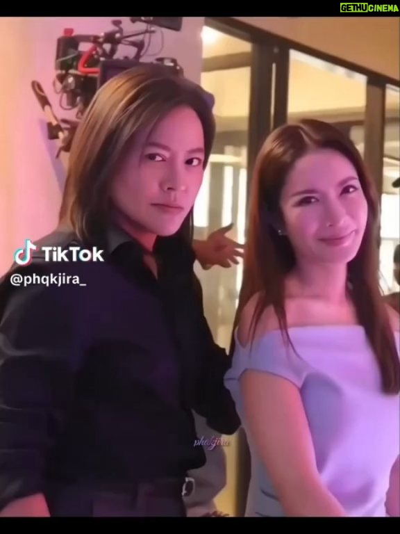 Phiyada Jutharattanakul - 20.3K Likes - รวมคลิปจากกองเชียร์ อ้อม แอฟ เฟรช 🤭🩷
#ศักดินาวิทยาลัย @aomphiyada @fresh_aris 

Cr. Chemistrybabe, Phakjira, Nestle