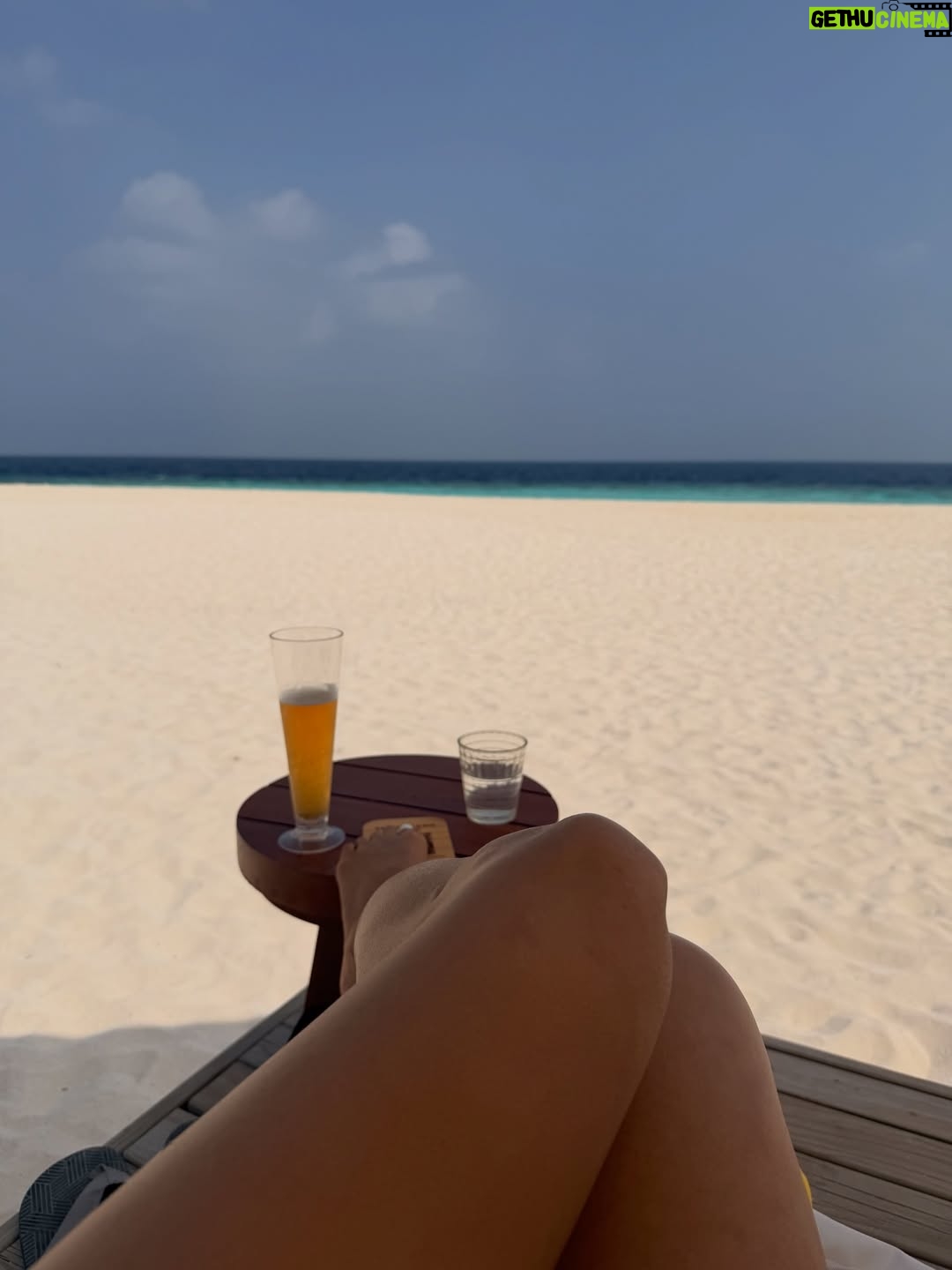 Pooja Batra - 25.8K Likes - Finding my glow as the sun dips right into the turquoise waters of the #Maldives 🧘‍♀️🌊. It’s perfect as is at @avanimaldives 
#housereef #atoll #firstholiday #2026