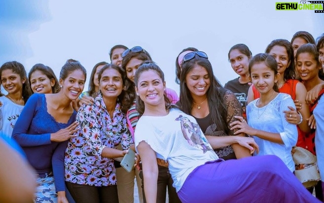 Pooja Umashankar - 2.9K Likes - A little throw back to Safari memories ☺️♥️