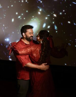 Poornima Indrajith Instagram - Thank you for the endless love and warm wishes. Forever grateful. #23yearswithmybestfriend 
🧿🧿🧿
Wearing custom bespoke Pranaah, made with love.

Pic:  @yaami____