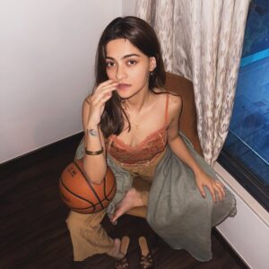 Actress Prakruti Mishra HD Photos and Wallpapers January 2026