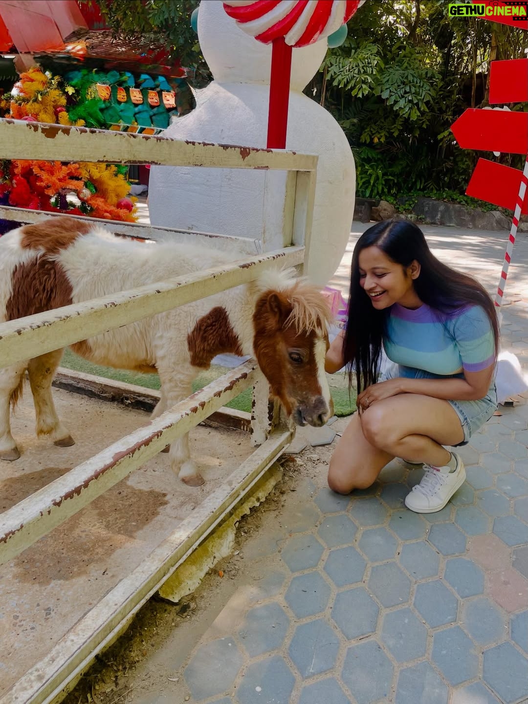 Priya Choudhury - 19.5K Likes - Some places give you photos, others give you feelings. Safari World Bangkok gave us both. A day filled with curiosity, smiles, and moments that felt alive. Grateful for experiences that turn into beautiful memories 🌿🐾🦒🦓🦁🐅