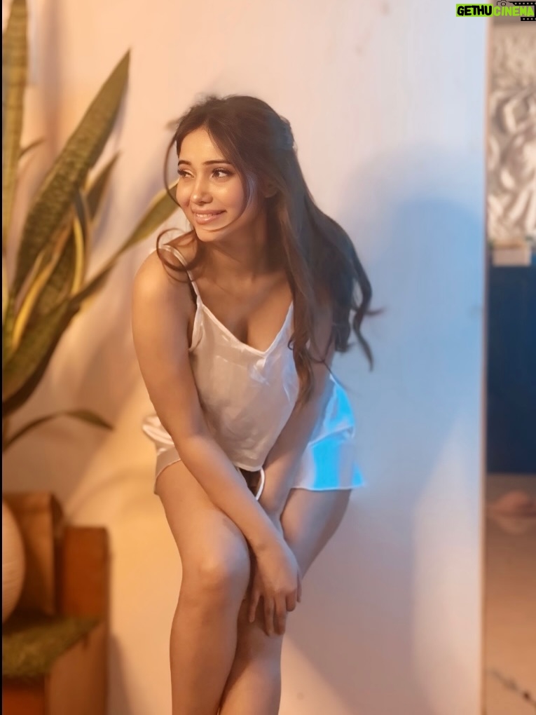 Priya Mishra - 8.4K Likes - 