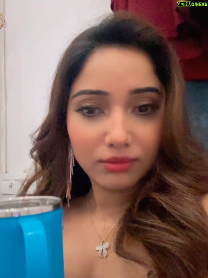 Priya Mishra - 5.7K Likes - Last shoot of this year ❤️🥰bye bye 2025