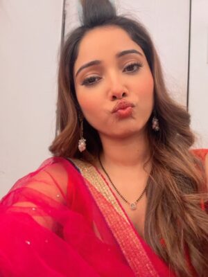 Priya Mishra Instagram - Last shoot of this year ❤️🥰bye bye 2025