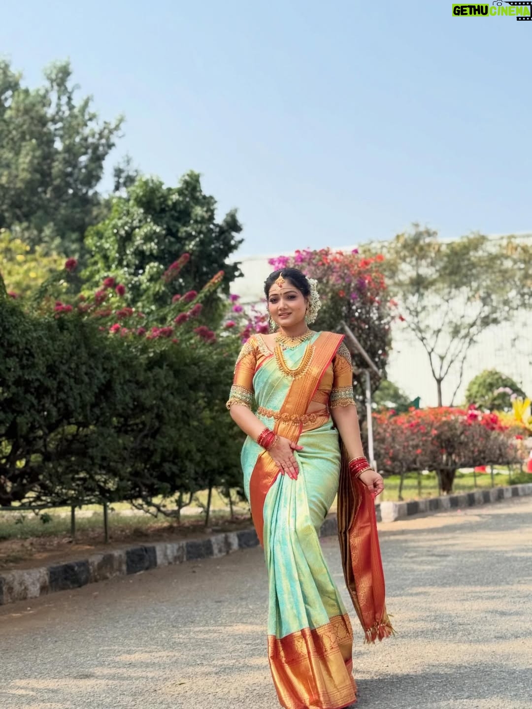 Priyanka Nalkari - 27.3K Likes - #memyselfmine #selflove #priyankanalkari #instagram #sindhujaakshi