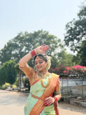 Priyanka Nalkari Instagram - #memyselfmine #selflove #priyankanalkari #instagram #sindhujaakshi