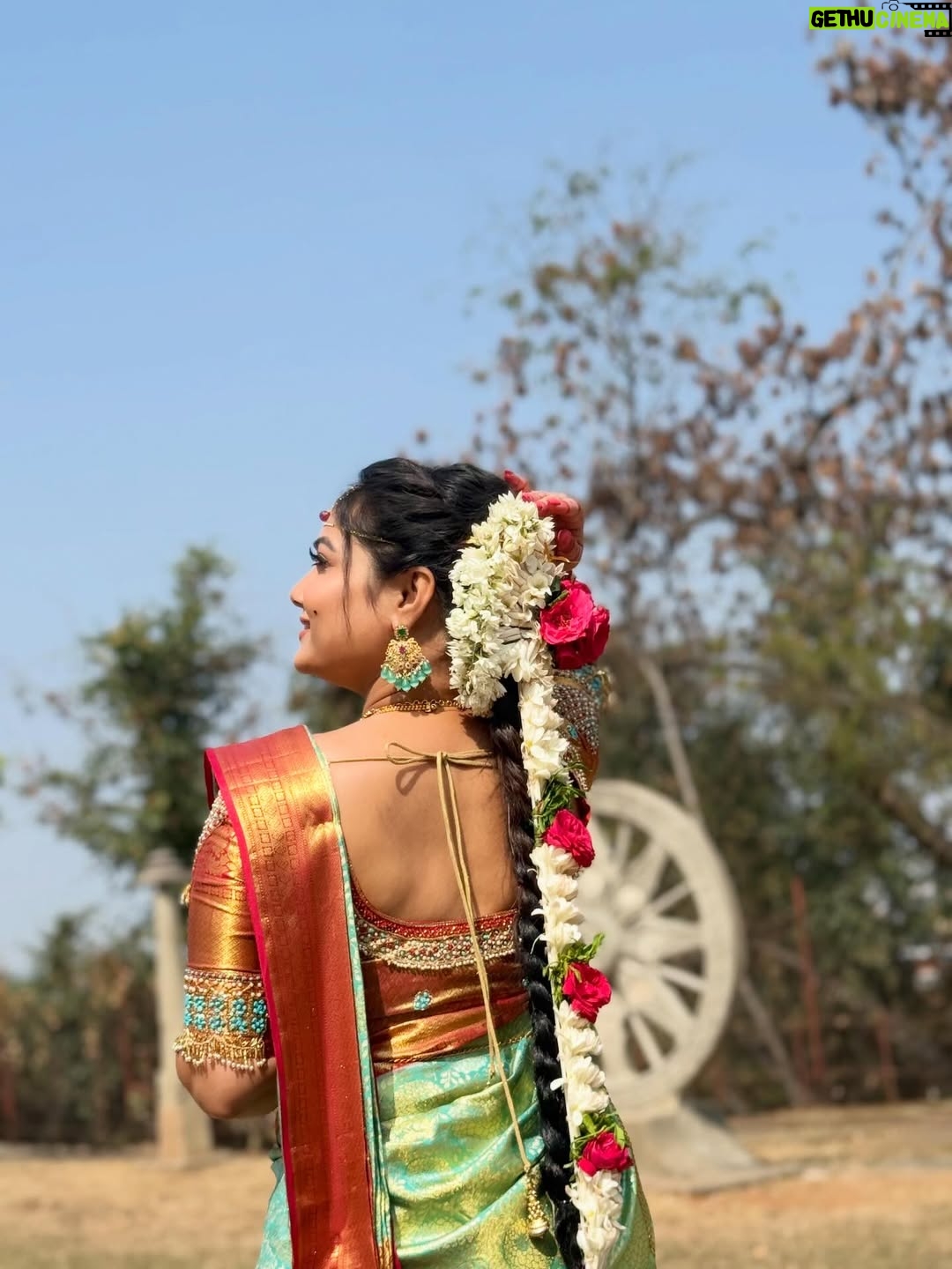 Priyanka Nalkari - 27.3K Likes - #memyselfmine #selflove #priyankanalkari #instagram #sindhujaakshi