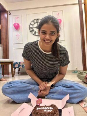 Priyanka Tendolkar Instagram - Thank you for celebrating me growing old 🤩
.
❤️
.
#birthday #29/11 #grateful