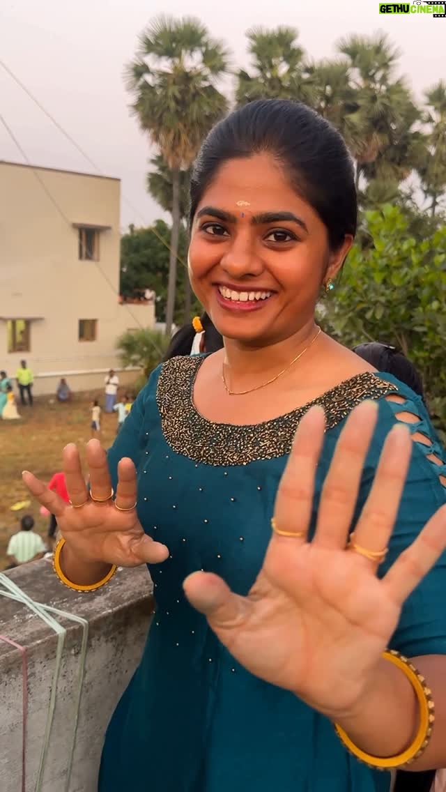 Priyankha Masthani - 54.8K Likes - வழுக்கு மரம் ஏறும்போட்டி😍