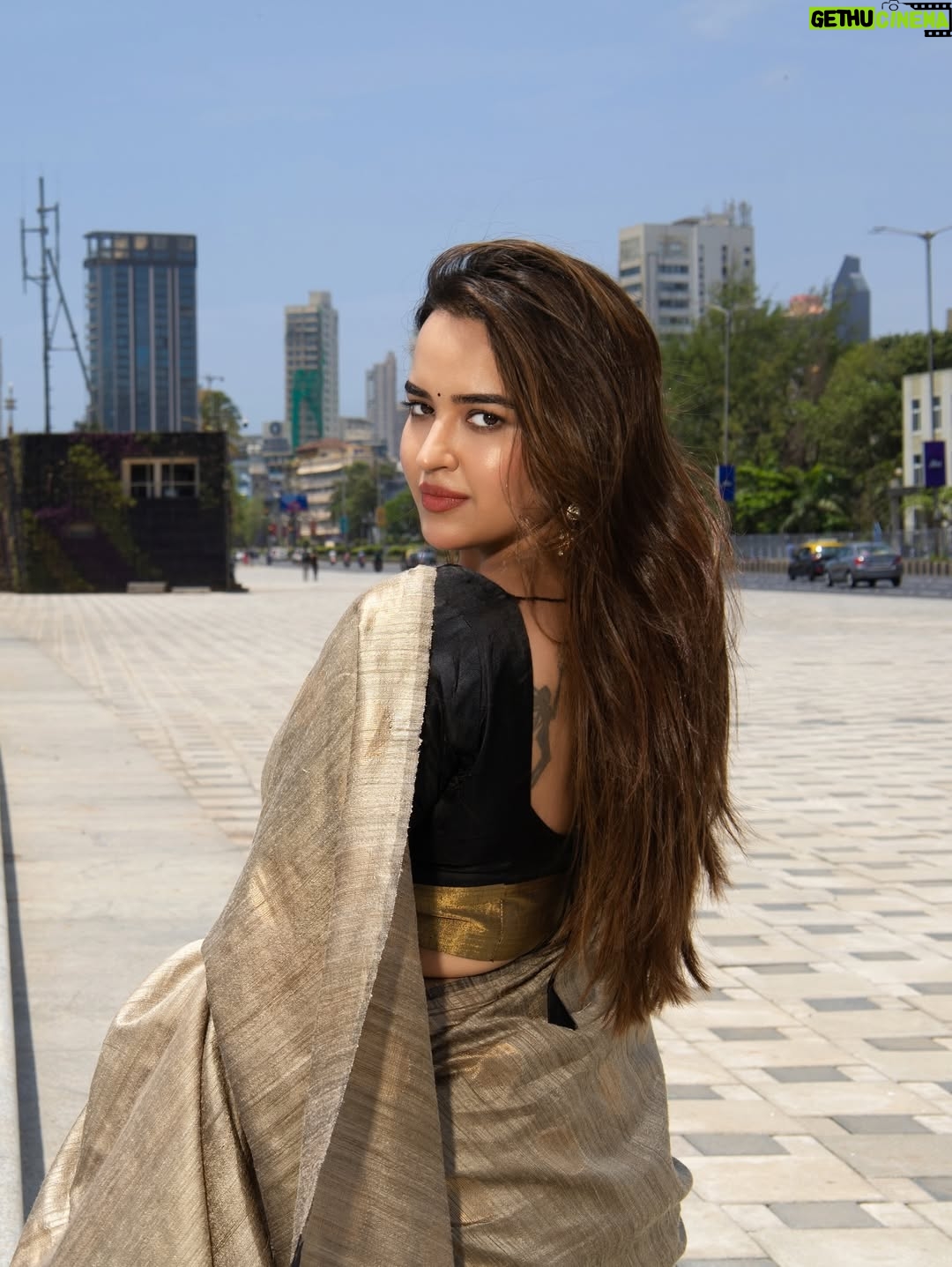 Pujita Ponnada - 31.4K Likes - 😎

📸 @vishwasgonsalves 

#pujitaponnada #mumbai #photoshoot