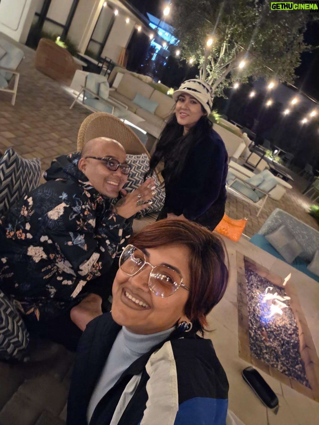 Rachna Banerjee - 11.9K Likes - California....🇺🇸

#usa🇺🇸 ##usatravel #vacationmode #vacationvibes #memories #lovetolive #livelife #funtimes #goodvibes #instapostoftheday #instalove #instadaily #instagood #instagram