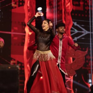Radhika Narayan Instagram - On stage for #MarkUtsava at Hubli. Wishing @kichchasudeepa sir and the entire team of @markthefilm a great success!