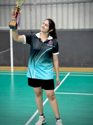 Radhika Preeti Instagram - Feeling back at school playing tournaments with my JERSEY ON!!!!! 🏸❤️

#radhikapreethi #radhi #rp #badminton #insta #instafit #instasport