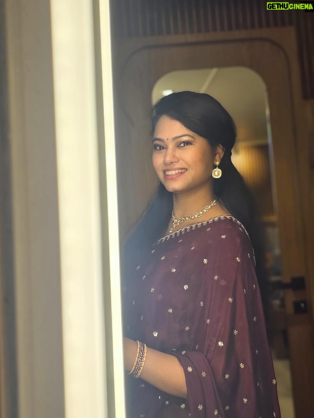 Ramya Behara - 39.8K Likes - The struggle @sahithichaganti and I went through just to find decent lighting deserves an award 🤣

Outfit by @kowshiki_couture 💃🏻