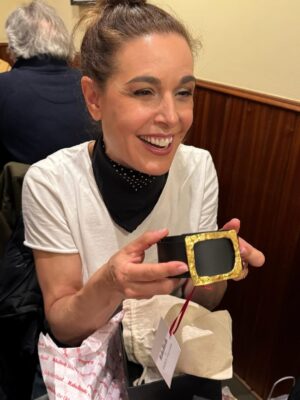 Raquel Sánchez Silva Instagram - Queridos míos… Muchas gracias por los recuerdos bonitos. Por estar siempre. 
❤️❤️❤️❤️❤️❤️
@alejandrogomezpalomo 
@lorenzocastillofe 
@luisonofreofficial 
@suotstudio 
@1800tequila_es 
@rakelitoh 
@dulcesafari