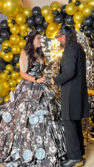 Rasha Kirmani Instagram - Some friendships feel like family… and today I celebrate her. Happy Birthday to my forever kind soul 🤍✨
Talented actor, and a good human being

Designer By -: @deluxe_collection_kurla 
Shoes By -: @shoe_casting 
#ajazkhan #eknumber #viralpost #reels #happybirthday