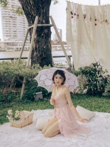 Actress Rasri Balenciaga HD Photos and Wallpapers January 2026